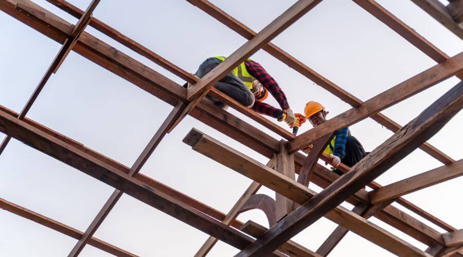 Professional gutter cleaning services in Sandersville, GA